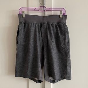 Lululemon ABC shorts w/ Luxe liner - M
